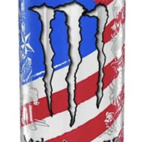 USA Monster Cukormentes ULTRA RED WHITE Kékmálna ízű Energiaital 473ml