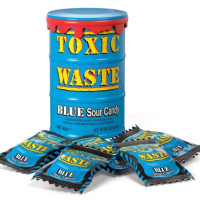 Toxic Waste KÉK dobozos savanyú cukorkák 42g